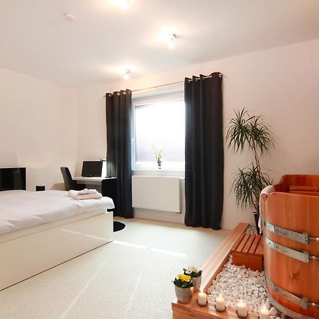 Jbi Wellness Hotel Kolín Room photo