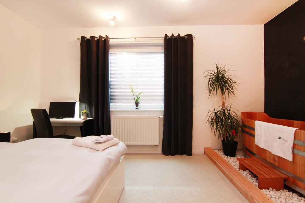Jbi Wellness Hotel Kolín Room photo